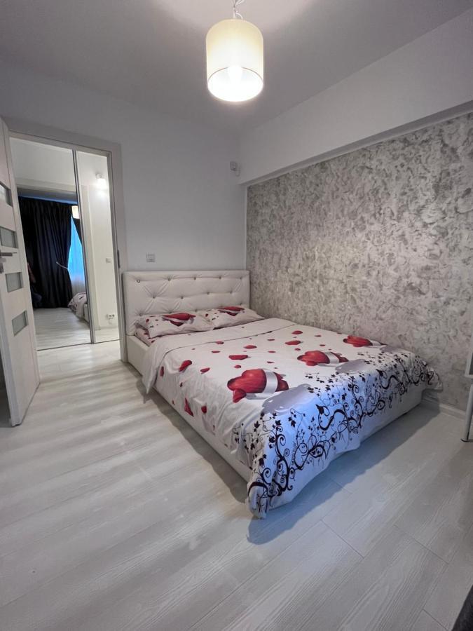 크라이오바 White & Elegant Luxury Apartament 아파트 외부 사진