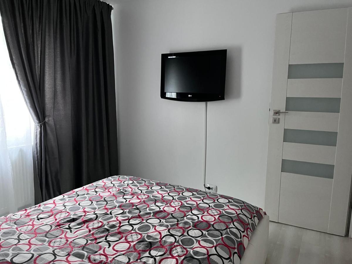 크라이오바 White & Elegant Luxury Apartament 아파트 외부 사진
