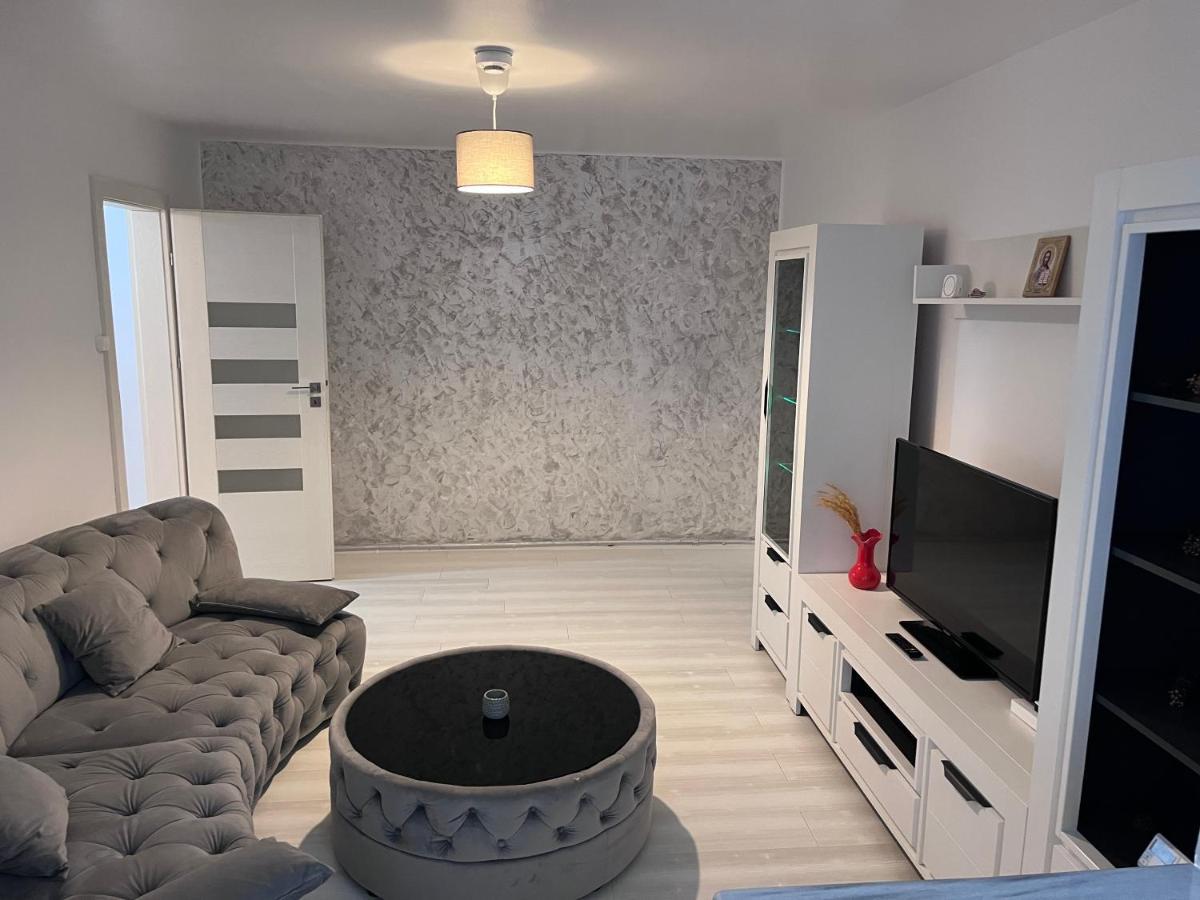 크라이오바 White & Elegant Luxury Apartament 아파트 외부 사진